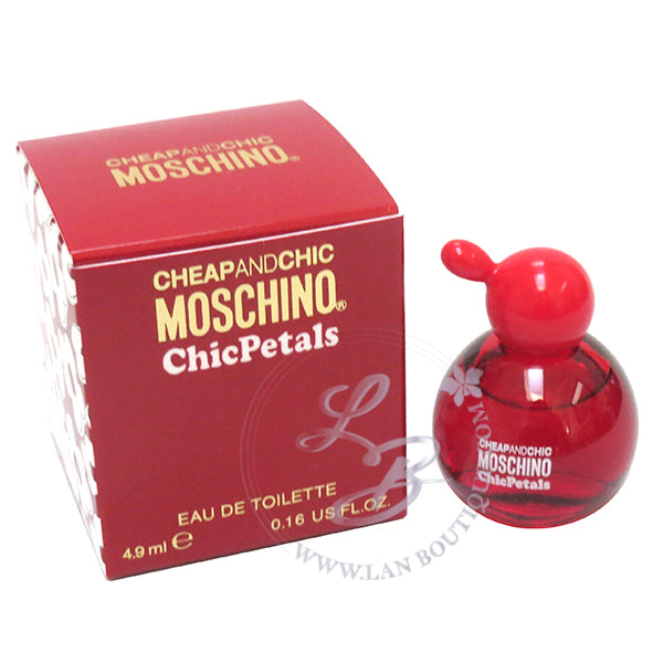Moschino Cheap and Chic CHIC PETALS - Eau De Toilette